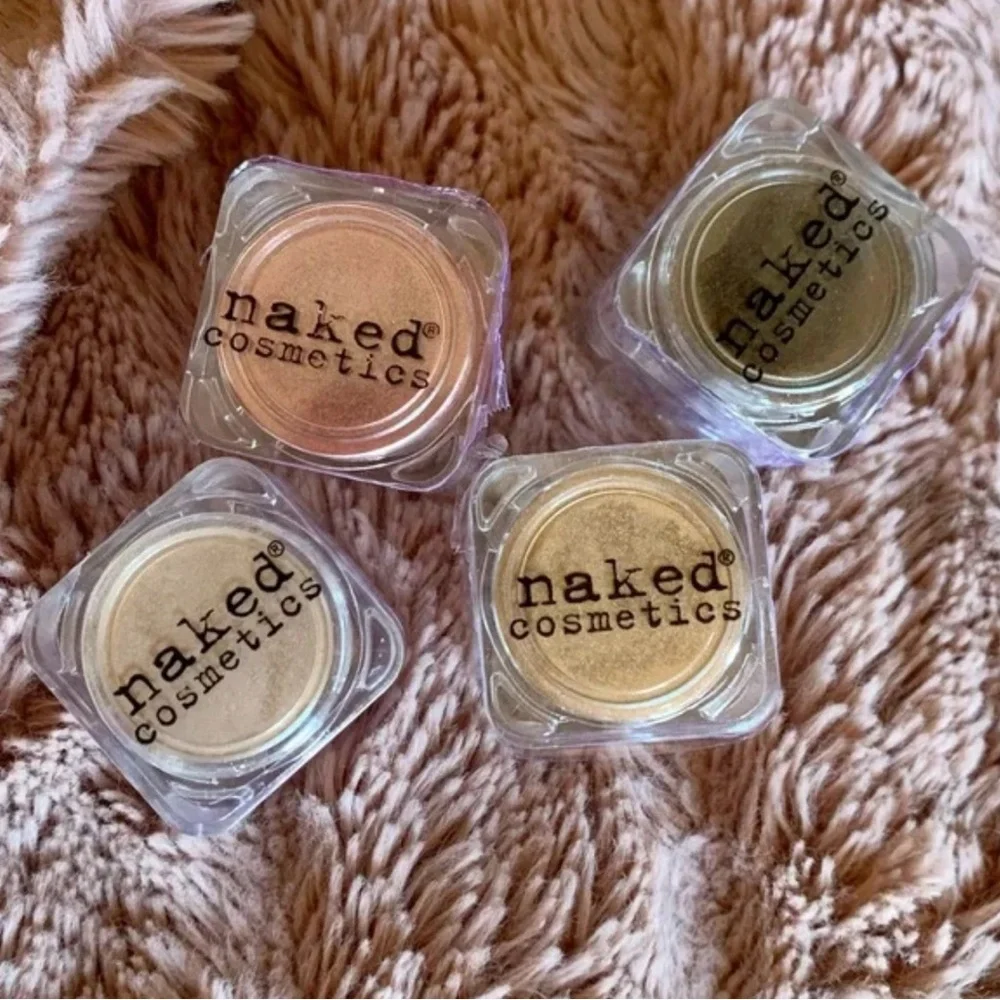 🆕 NAKED COSMETICS Special Edition 4-pc Pigment Collection Eyeshadow #NC-C04-02